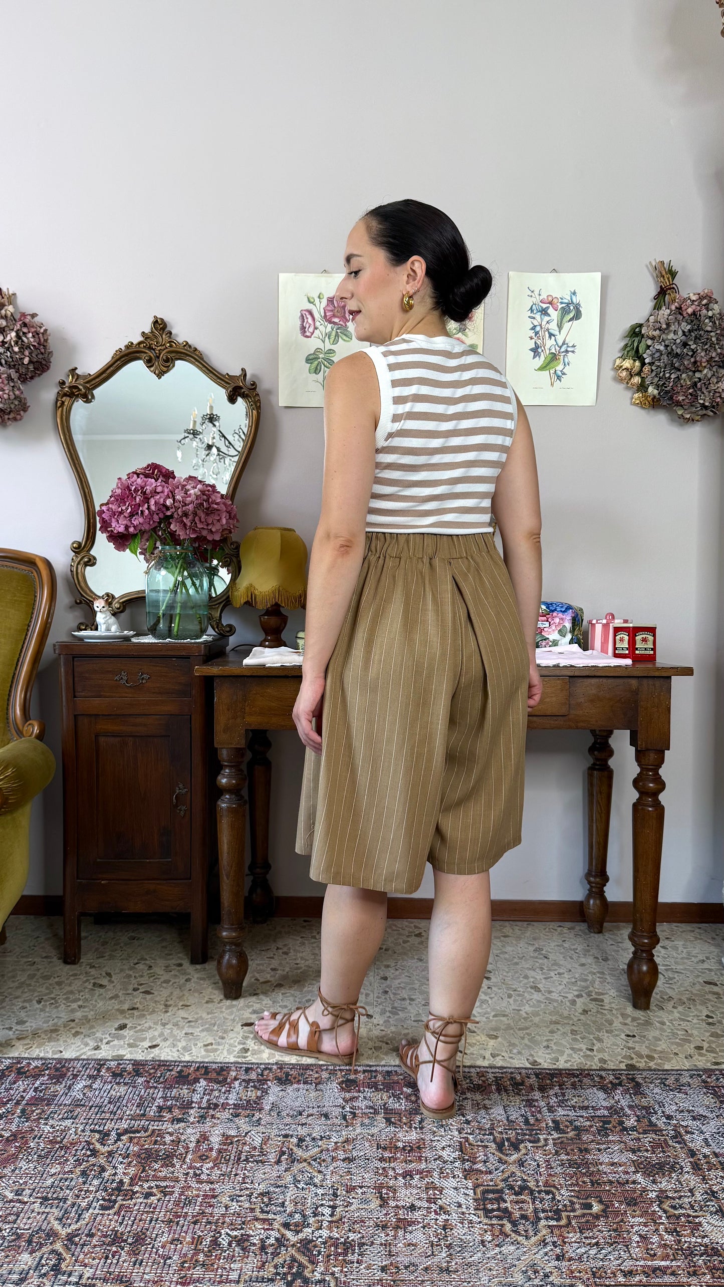 Gonna-Pantalone Morena, gessato nocciola